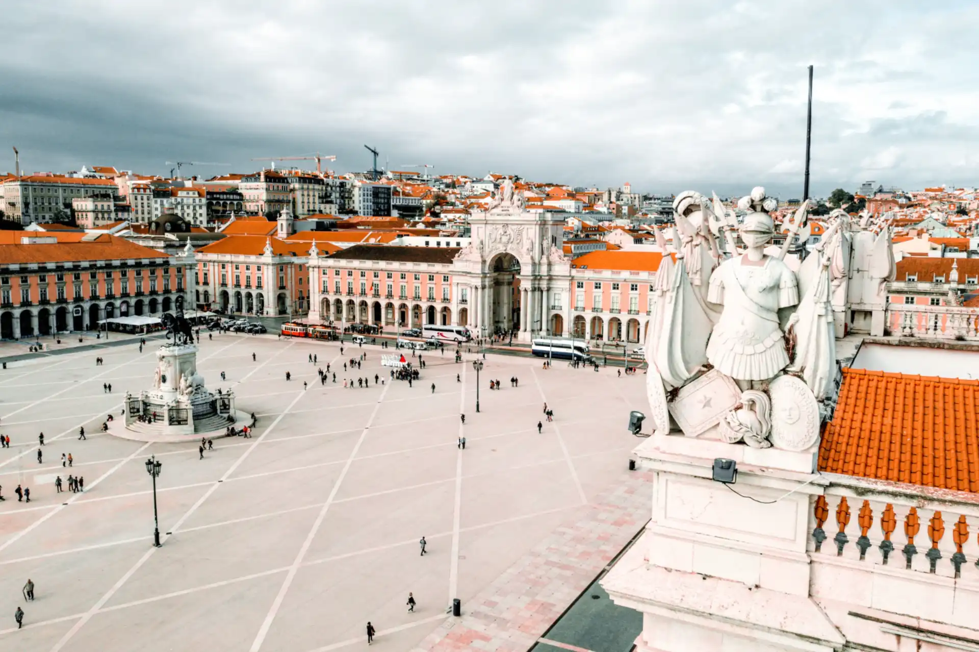 38877 Lisbon main square aerial view with orange rooftops.